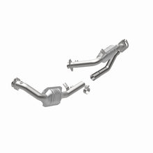 Load image into Gallery viewer, MagnaFlow Conv DF 96-99 Ford Taurus3.0L 50S